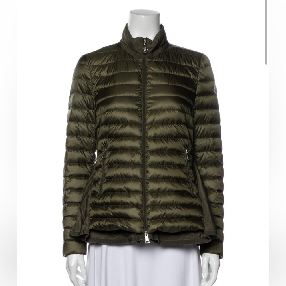 Moncler 2015 Grenouille Down Jacket in Green Brand Size 2